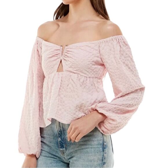 WayF Off the Shoulder Top Size:Large Color: Blush - Picture 1 of 3